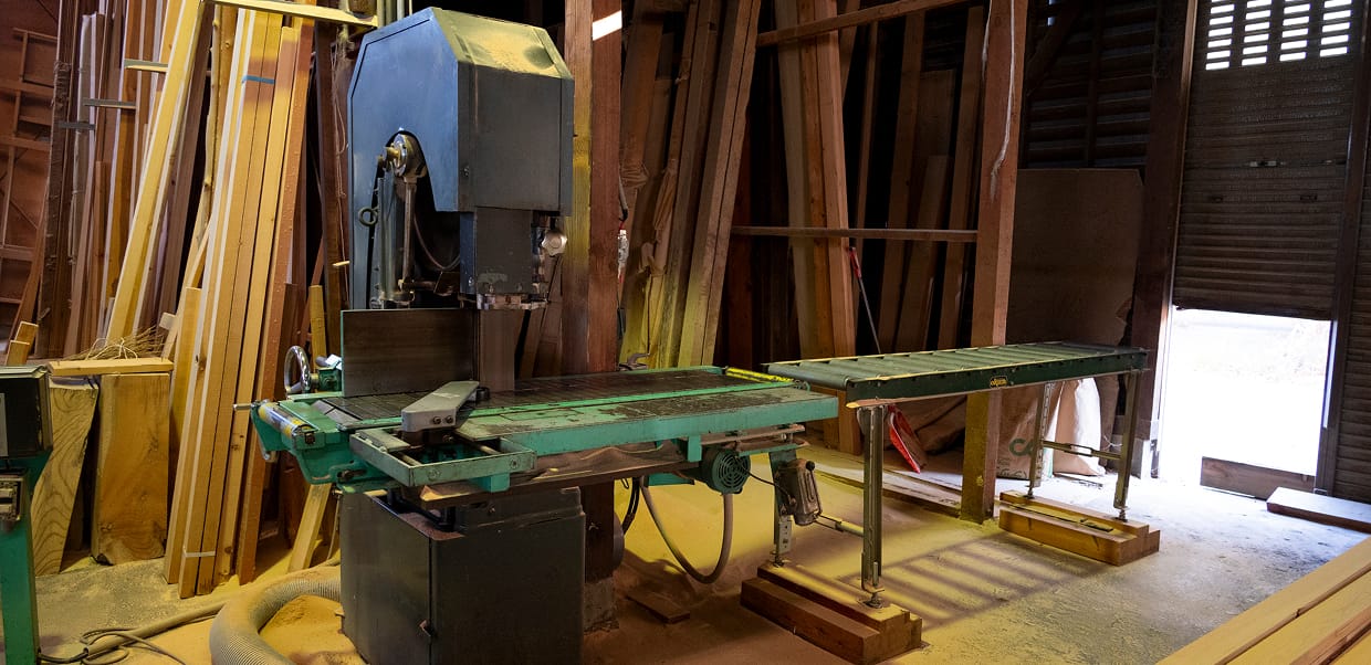 自社工場での特殊加工に対応